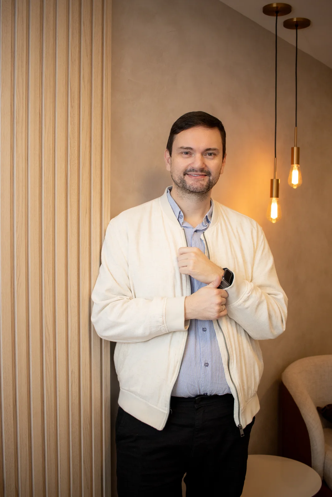 Cleber Braff no escritório corporativo